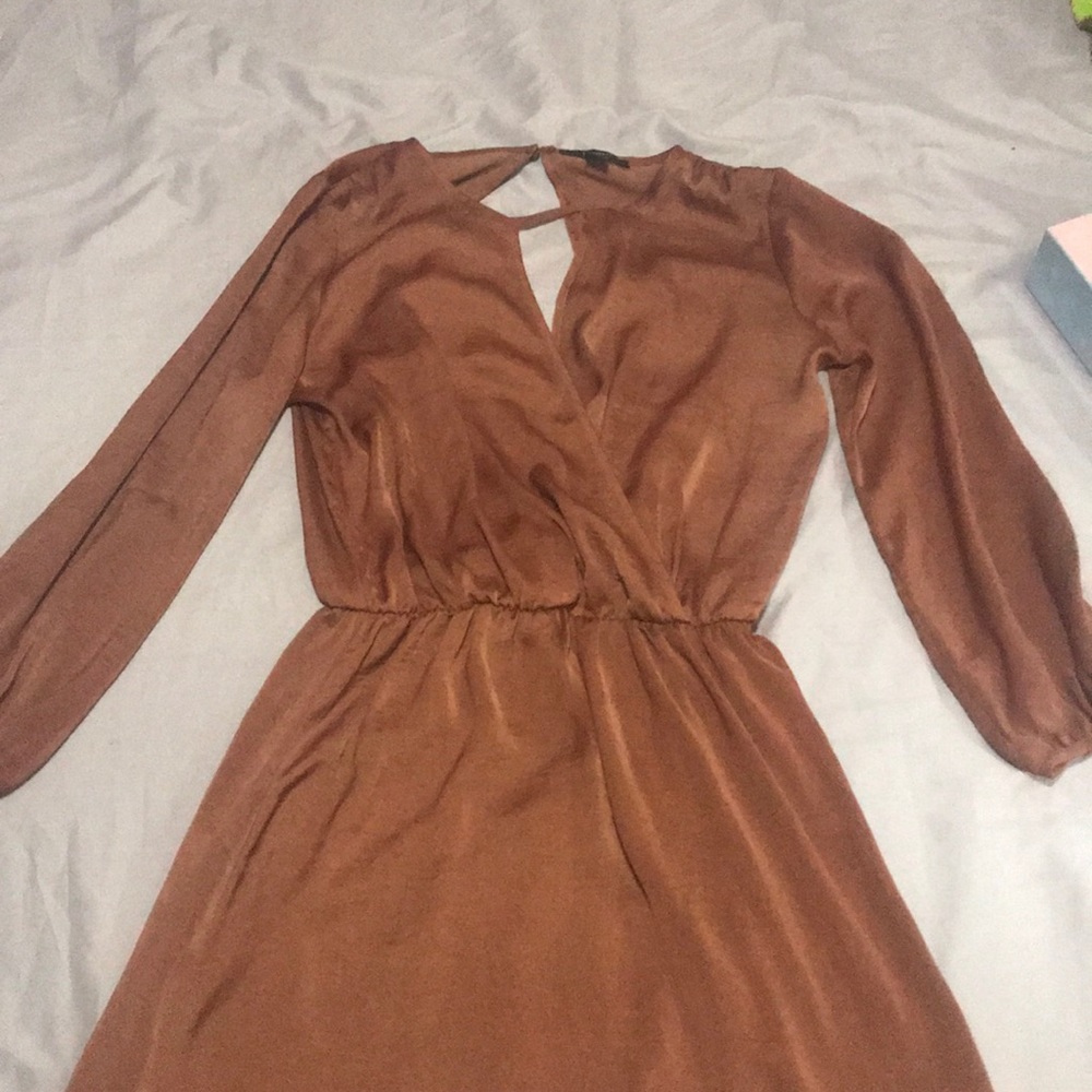 Dress - Picture 3 of 3